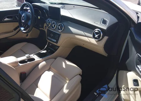 2018 Mercedes-Benz Cla 250 z USA, uszkodzony, nr VIN WDDSJ4EB5JN553406